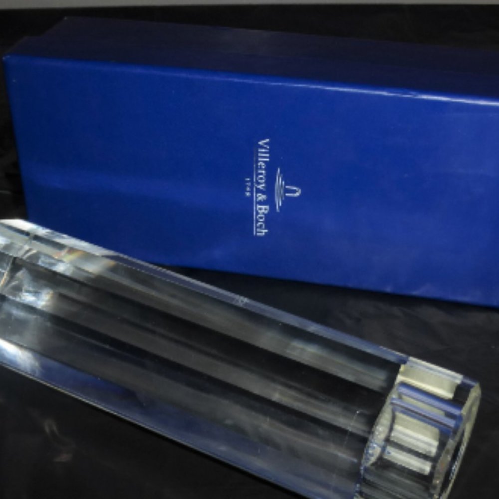 COL1-ARTGLASS -- Villeroy & Boch CRYSTAL CANDLE HOLDER Candle Stick Paperweight